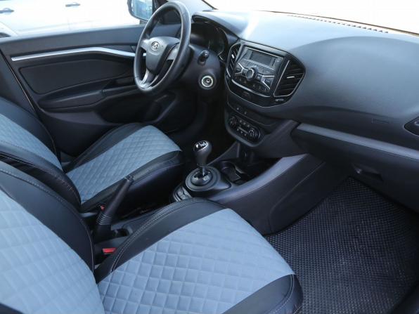 Lada (ВАЗ) Vesta I с пробегом 2017 года, цена 655 000 рублей, 90400 км, седан, Автокод Объявления