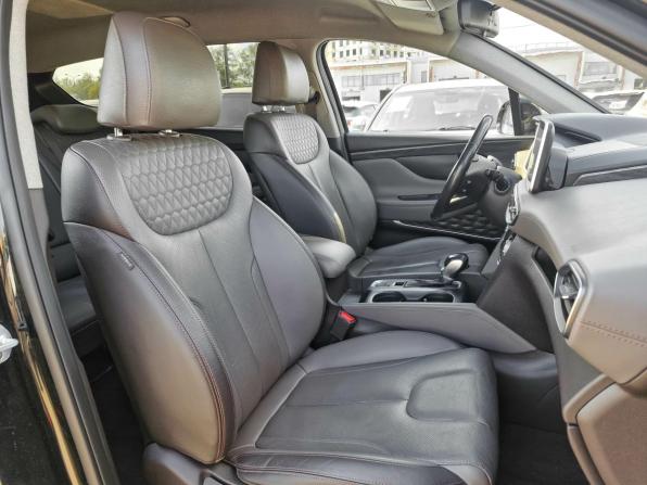 Hyundai Santa Fe IV с пробегом 2019 года, цена 2 999 000 рублей, 120130 км, внедорожник, Автокод Объявления