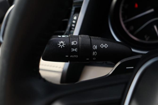 Toyota Camry VIII (XV70) Рестайлинг с пробегом 2021 года, цена 3 800 000 рублей, 102933 км, седан, Автокод Объявления