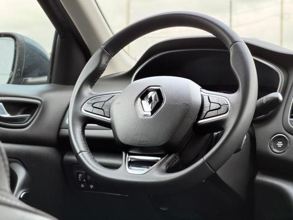 Renault Megane IV Рестайлинг с пробегом 2021 года, цена 1 657 000 рублей, 142207 км, универсал, Автокод Объявления