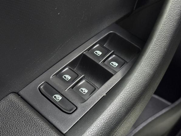 Skoda Rapid I Рестайлинг с пробегом 2019 года, цена 1 635 000 рублей, 74738 км, лифтбек, Автокод Объявления