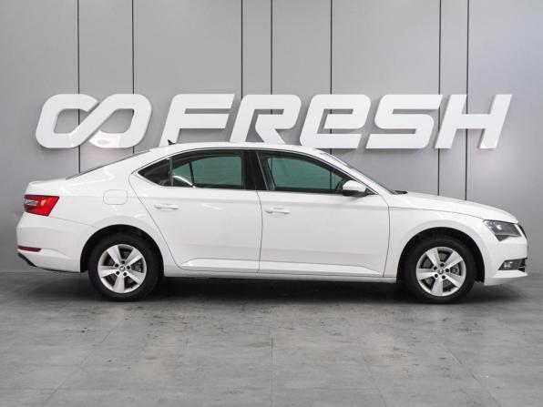 Skoda Superb III с пробегом 2016 года, цена 1 850 000 рублей, 135425 км, лифтбек, Автокод Объявления