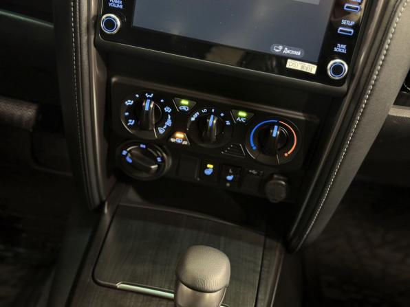 Toyota Fortuner II Рестайлинг с пробегом 2022 года, цена 4 950 000 рублей, 738 км, внедорожник, Автокод Объявления