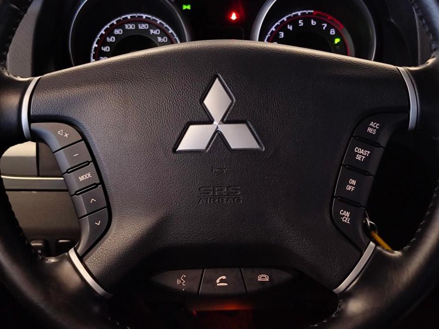 Mitsubishi Pajero IV Рестайлинг 2 Санкт-Петербург  - изображение 14