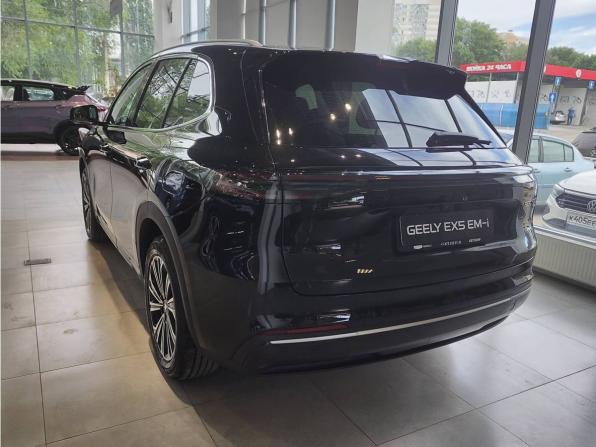 Новый Geely EX5 EM-i 2026 года, цена 4 156 690 рублей, внедорожник, Автокод Объявления