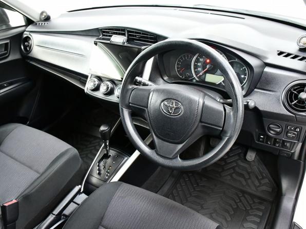 Toyota Corolla XI (E160 E170) Рестайлинг 2 с пробегом 2018 года, цена 1 517 000 рублей, 122063 км, универсал, Автокод Объявления