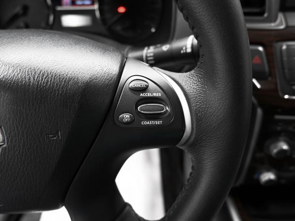 Nissan Pathfinder IV с пробегом 2014 года, цена 1 745 000 рублей, 160208 км, внедорожник, Автокод Объявления