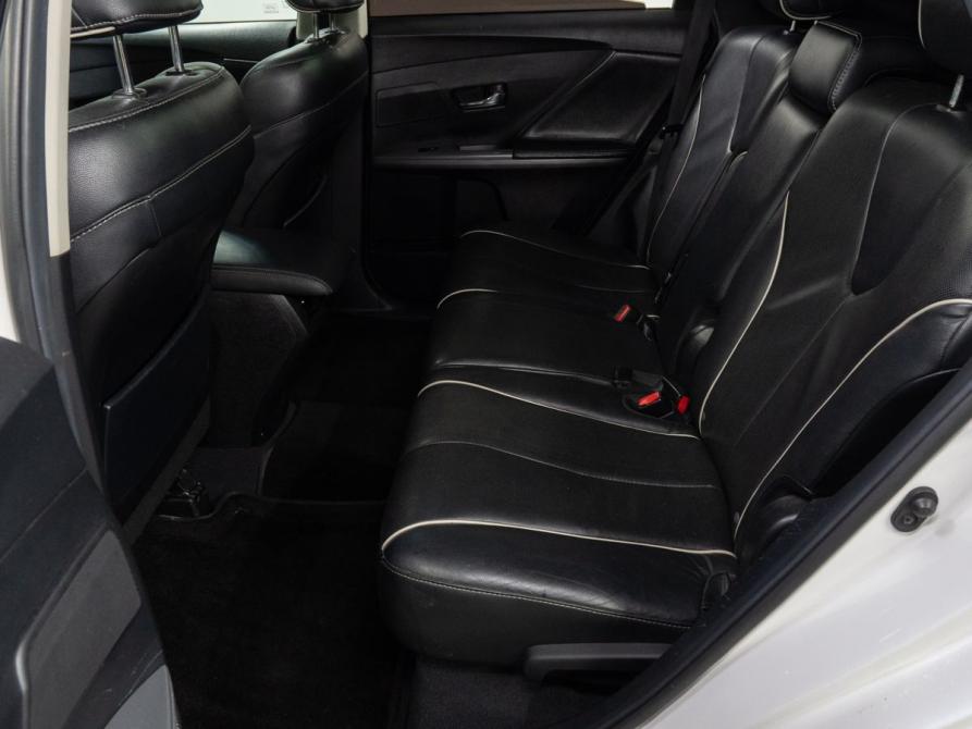 Toyota Venza I Рестайлинг Тюмень  - изображение 16
