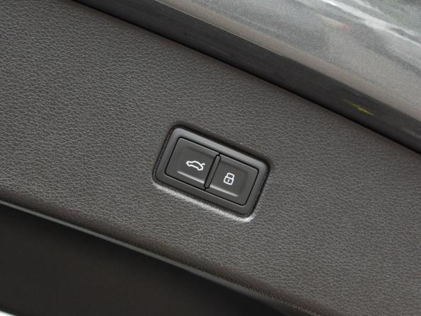 Audi Q5 Sportback I (FY) с пробегом 2021 года, цена 4 369 000 рублей, 81838 км, внедорожник, Автокод Объявления