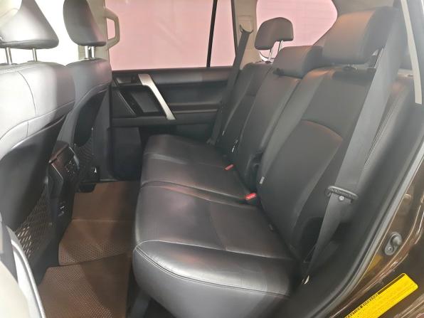 Toyota Land Cruiser Prado 150 Series Рестайлинг 2 с пробегом 2018 года, цена 5 650 000 рублей, 106700 км, внедорожник, Автокод Объявления