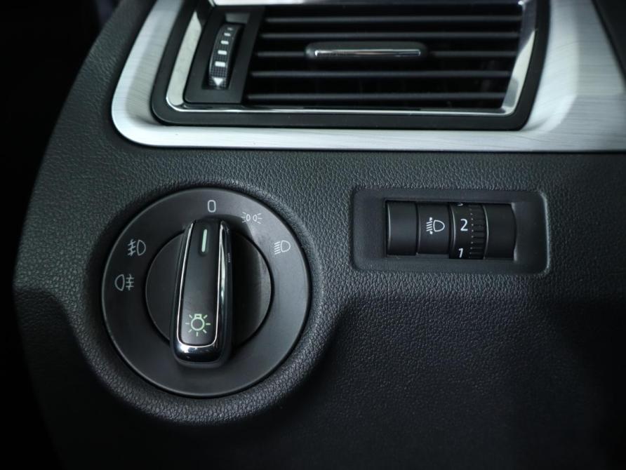 Skoda Rapid I Москва  - изображение 16