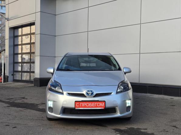 Toyota Prius III (XW30) с пробегом 2010 года, цена 969 000 рублей, 300000 км, лифтбек, Автокод Объявления