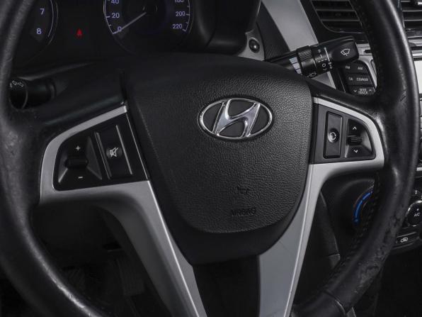 Hyundai Solaris I с пробегом 2011 года, цена 580 000 рублей, 290529 км, седан, Автокод Объявления