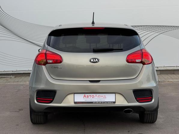 Kia Ceed II Рестайлинг с пробегом 2015 года, цена 1 050 000 рублей, 160137 км, хэтчбек, Автокод Объявления
