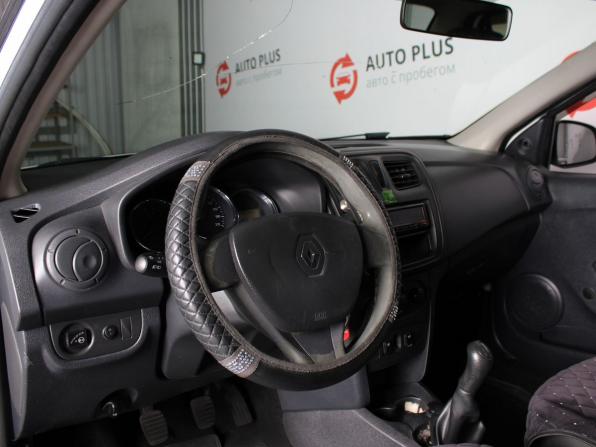 Renault Logan II с пробегом 2018 года, цена 550 000 рублей, 239367 км, седан, Автокод Объявления