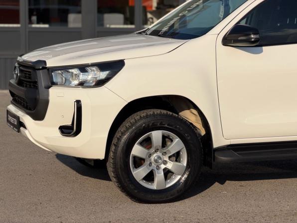 Toyota Hilux VIII Рестайлинг 2 с пробегом 2020 года, цена 3 995 000 рублей, 72000 км, offers.body_type.unknown, Автокод Объявления