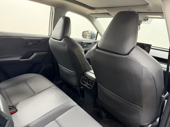 Toyota RAV4 VI (XA60) с пробегом 2026 года, цена 4 550 000 рублей, 13 км, внедорожник, Автокод Объявления