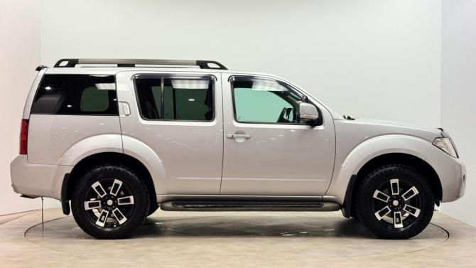 Nissan Pathfinder III Рестайлинг с пробегом 2012 года, цена 1 440 000 рублей, 241834 км, внедорожник, Автокод Объявления
