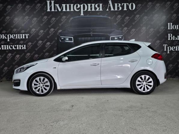 Kia Ceed II Рестайлинг с пробегом 2017 года, цена 1 245 000 рублей, 117159 км, хэтчбек, Автокод Объявления
