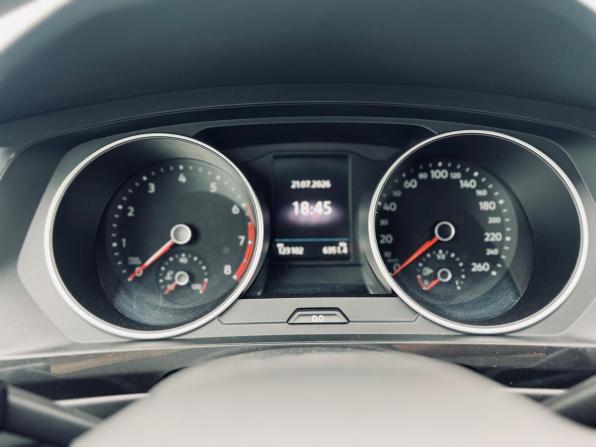 Volkswagen Tiguan II Рестайлинг с пробегом 2021 года, цена 2 250 000 рублей, 123000 км, внедорожник, Автокод Объявления