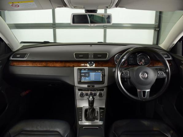 Volkswagen Passat B7 с пробегом 2014 года, цена 1 325 995 рублей, 70597 км, универсал, Автокод Объявления