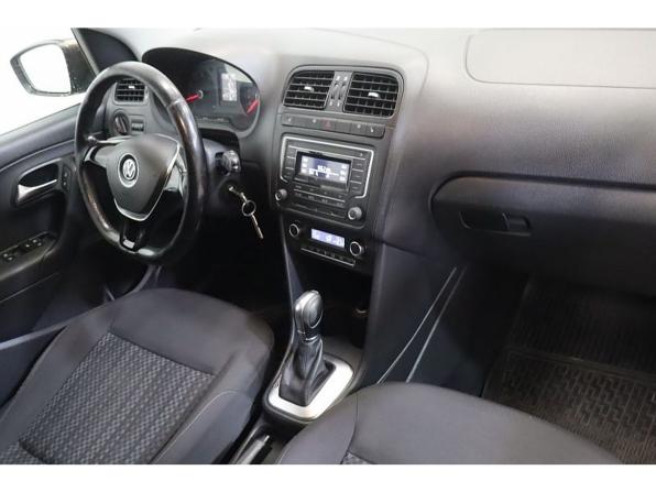 Volkswagen Polo V Рестайлинг с пробегом 2016 года, цена 1 073 000 рублей, 155830 км, седан, Автокод Объявления