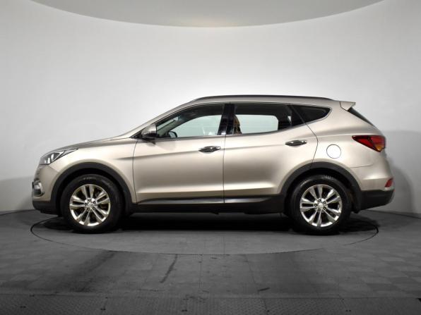 Hyundai Santa Fe III Рестайлинг с пробегом 2017 года, цена 1 878 900 рублей, 157570 км, внедорожник, Автокод Объявления