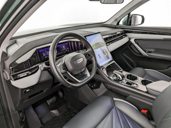 Geely Atlas II с пробегом 2024 года, цена 2 850 000 рублей, 31300 км, внедорожник, Автокод Объявления