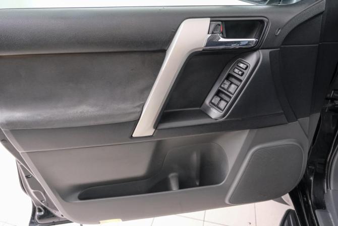 Toyota Land Cruiser Prado 150 Series с пробегом 2012 года, цена 3 049 000 рублей, 239700 км, внедорожник, Автокод Объявления