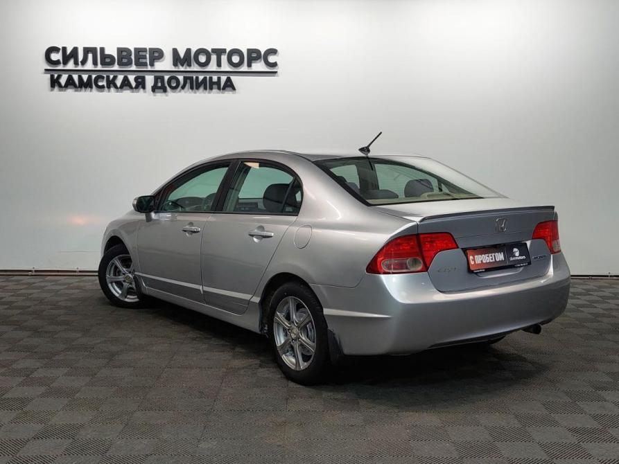 Honda Civic VIII Пермь  - изображение 9