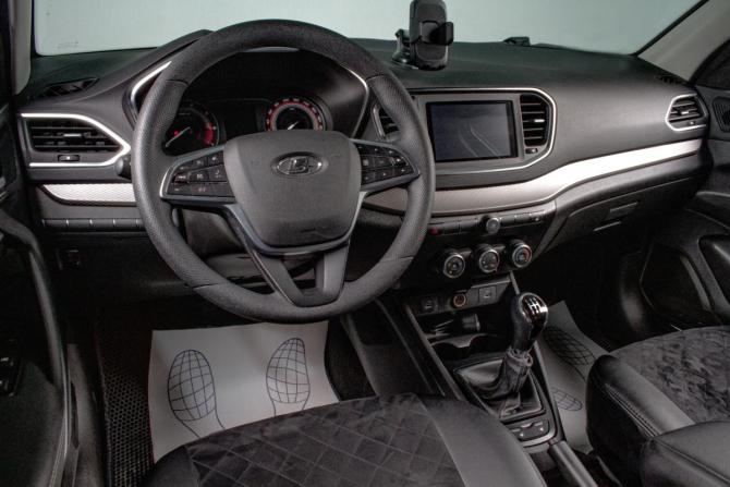 Lada (ВАЗ) Vesta I с пробегом 2023 года, цена 1 599 000 рублей, 2540 км, седан, Автокод Объявления