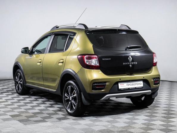 Renault Sandero II с пробегом 2016 года, цена 1 050 000 рублей, 60205 км, хэтчбек, Автокод Объявления