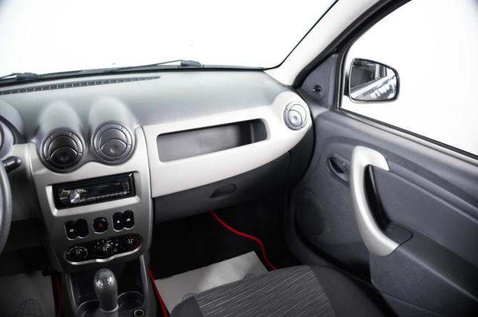 Renault Sandero I с пробегом 2013 года, цена 619 000 рублей, 181649 км, хэтчбек, Автокод Объявления