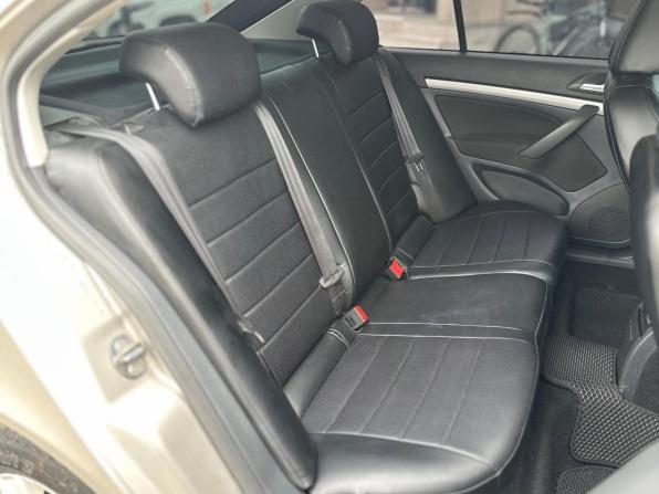 Skoda Octavia II (A5) Рестайлинг с пробегом 2013 года, цена 739 000 рублей, 235124 км, лифтбек, Автокод Объявления