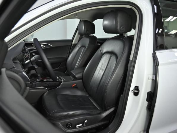 Audi A6 IV (C7) Рестайлинг с пробегом 2015 года, цена 1 599 000 рублей, 105000 км, седан, Автокод Объявления