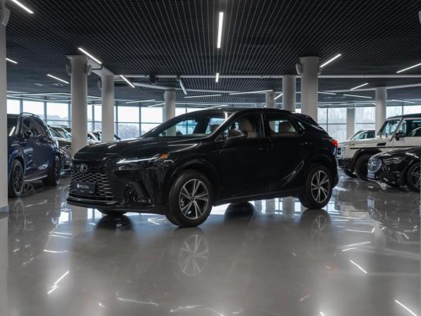 Lexus RX V