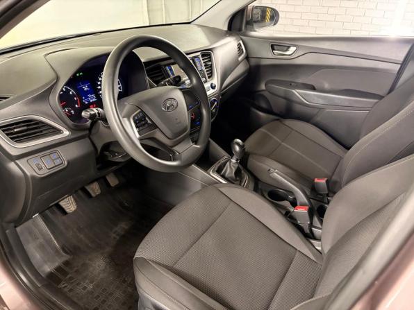 Hyundai Solaris II с пробегом 2018 года, цена 1 249 000 рублей, 88469 км, седан, Автокод Объявления