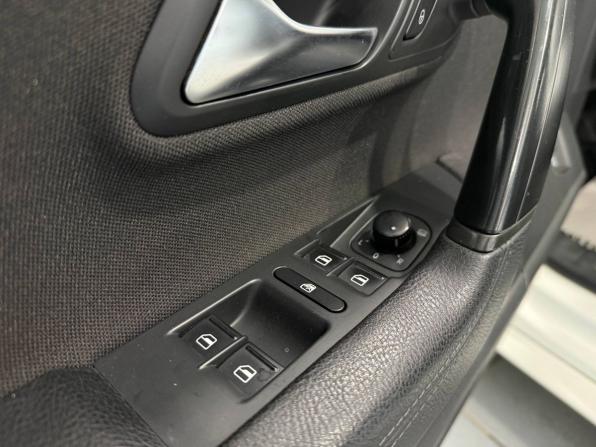 Volkswagen Passat CC I Рестайлинг с пробегом 2013 года, цена 1 350 000 рублей, 239045 км, седан, Автокод Объявления