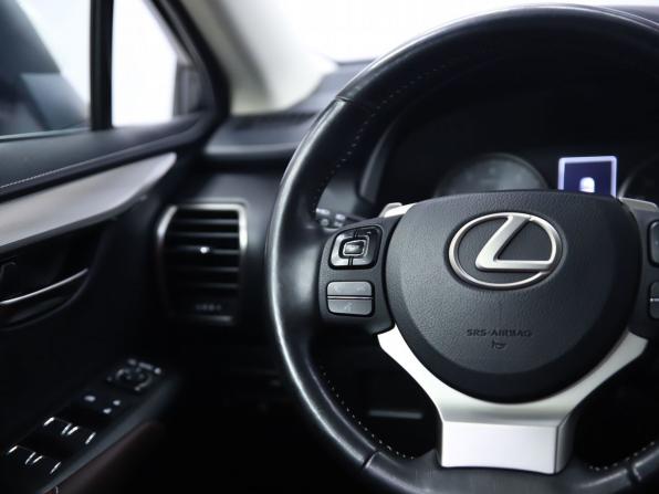 Lexus NX I Рестайлинг с пробегом 2019 года, цена 4 190 000 рублей, 75813 км, внедорожник, Автокод Объявления