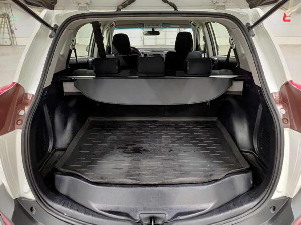 Toyota RAV4 IV (XA40) с пробегом 2015 года, цена 1 835 000 рублей, 161300 км, внедорожник, Автокод Объявления