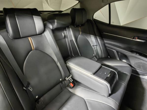 Toyota Camry VIII (XV70) с пробегом 2019 года, цена 2 489 000 рублей, 134185 км, седан, Автокод Объявления