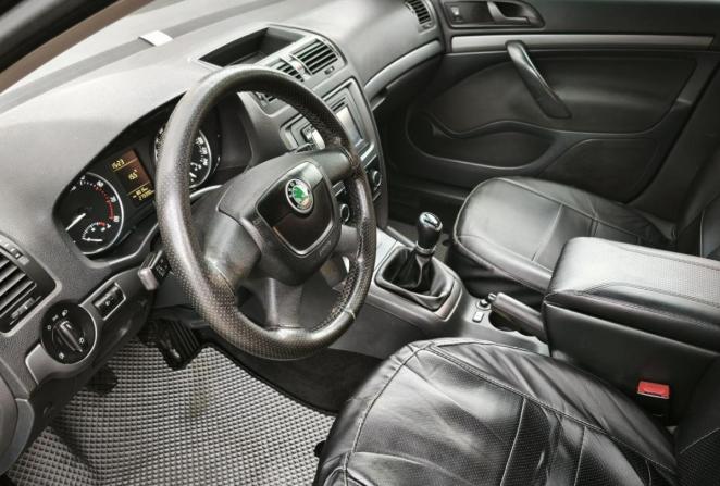 Skoda Octavia II (A5) Рестайлинг с пробегом 2010 года, цена 577 500 рублей, 280000 км, лифтбек, Автокод Объявления