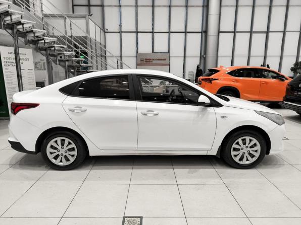 Hyundai Solaris II Рестайлинг с пробегом 2020 года, цена 1 150 000 рублей, 132315 км, седан, Автокод Объявления
