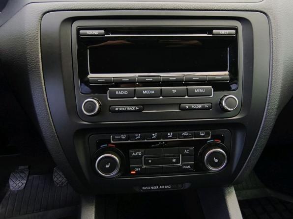 Volkswagen Jetta VI с пробегом 2011 года, цена 990 000 рублей, 170508 км, седан, Автокод Объявления