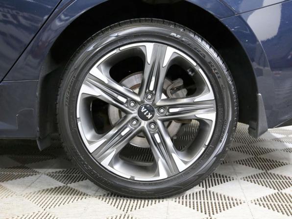 Kia K5 III с пробегом 2020 года, цена 1 975 000 рублей, 93000 км, седан, Автокод Объявления