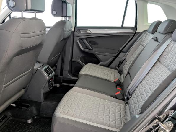 Volkswagen Tiguan II Рестайлинг с пробегом 2021 года, цена 3 750 000 рублей, 17314 км, внедорожник, Автокод Объявления