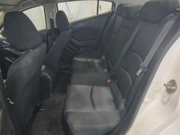 Mazda 3 III (BM) с пробегом 2014 года, цена 1 295 000 рублей, 179000 км, седан, Автокод Объявления