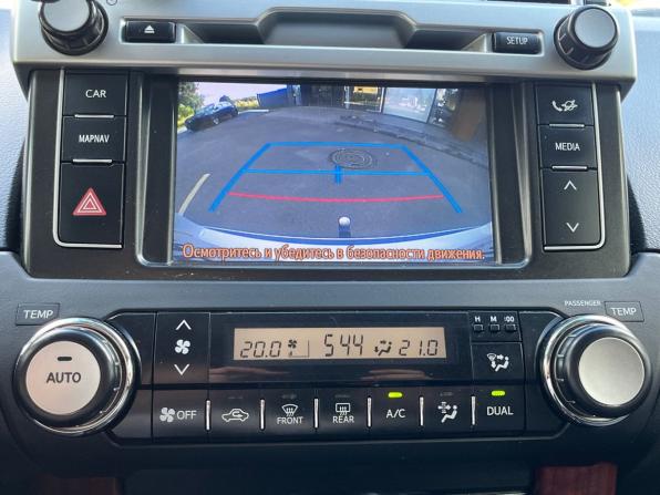 Toyota Land Cruiser Prado 150 Series Рестайлинг 1 с пробегом 2015 года, цена 3 670 000 рублей, 243020 км, внедорожник, Автокод Объявления