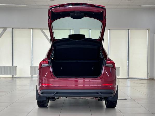 Skoda Rapid II с пробегом 2021 года, цена 1 745 000 рублей, 63273 км, лифтбек, Автокод Объявления