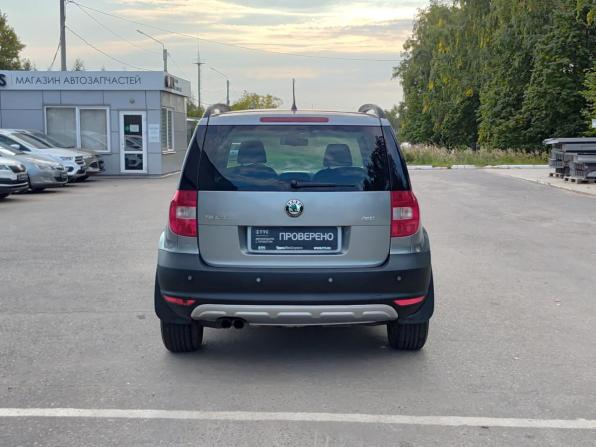 Skoda Yeti I с пробегом 2012 года, цена 955 000 рублей, 194138 км, внедорожник, Автокод Объявления